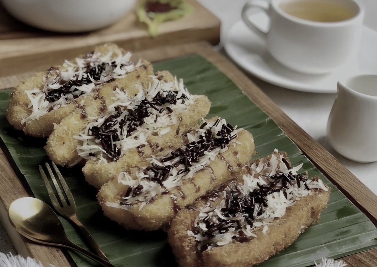 suarluka's tweet photo. @TamagoPost ㅤㅤ
ANJANI BHASMA, 1990.

Seorang sekretaris yang akhir-akhir ini suka makan pisang goreng. Calon kawan, lagi suka makan apa?
ㅤㅤ https://t.co/uKBIhIeYcb