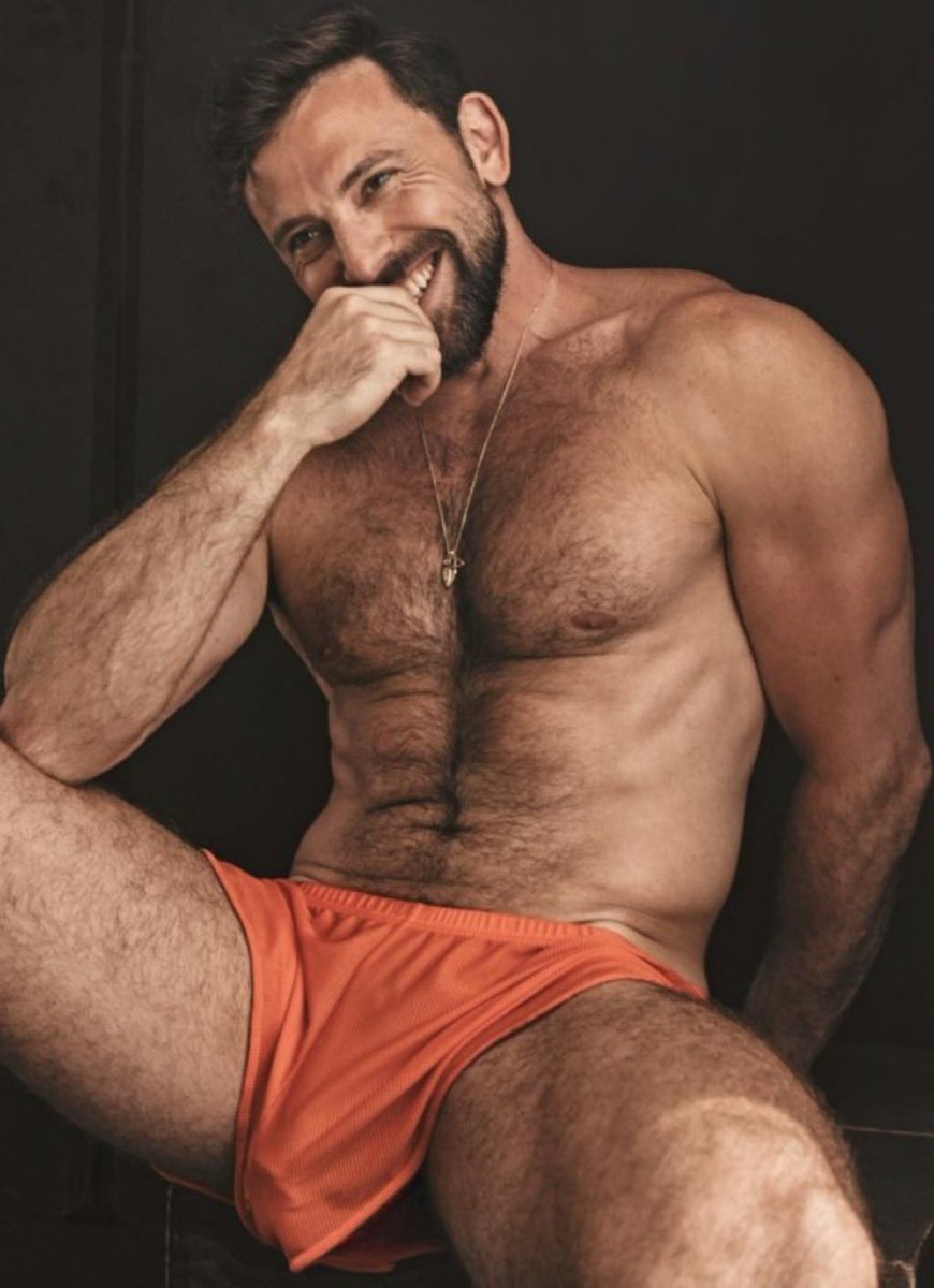 Mister Race Bannon tweet media