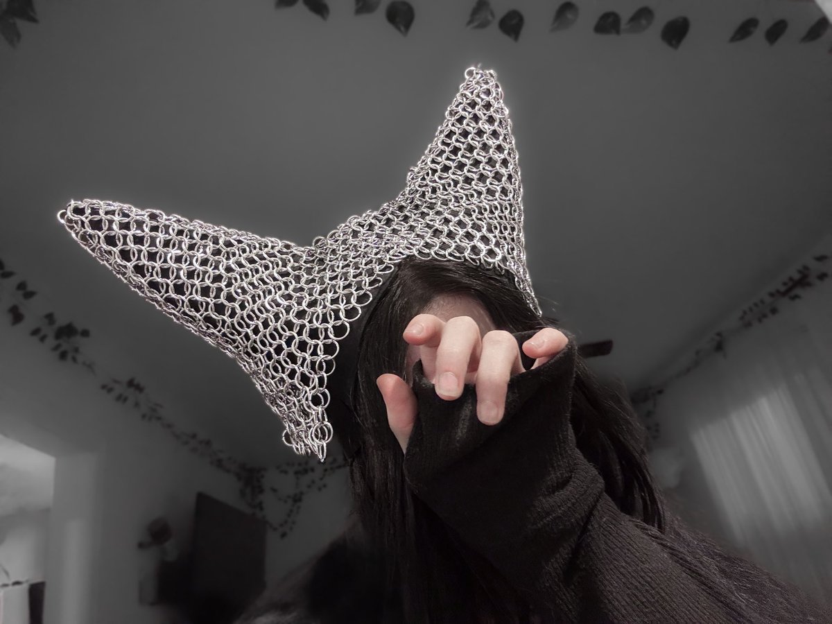 ཐི 𖥔 ཋྀ tweet media