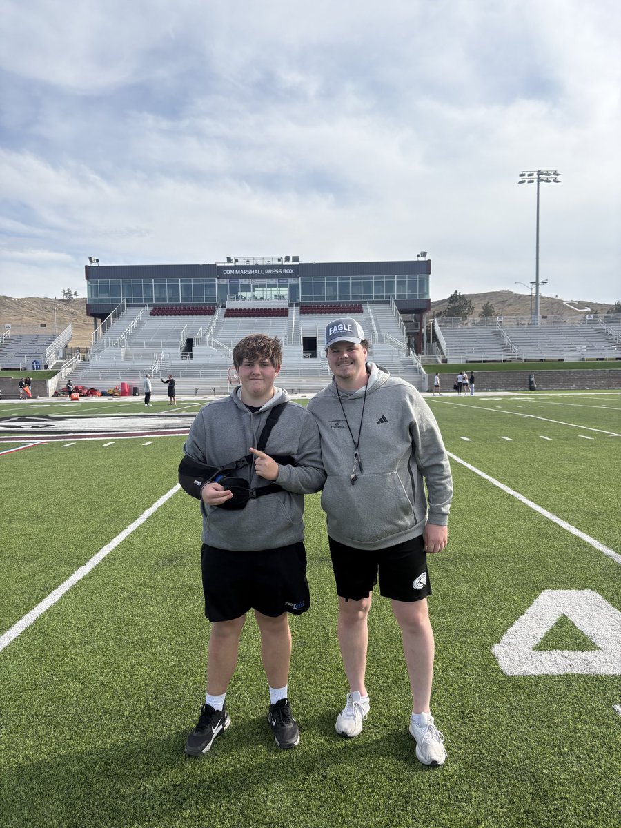 chasemusgrave62's tweet image. Had a great visit at @CSCFootball! Thank you @Sethmoore30 and @CoachJayLong  for the amazing experience! Can’t wait to come out this summer and work! #ELD @ChrisHelbig3 @CoachJHoops74 @CShafferCoach @BroomfieldFtbl @Backes07