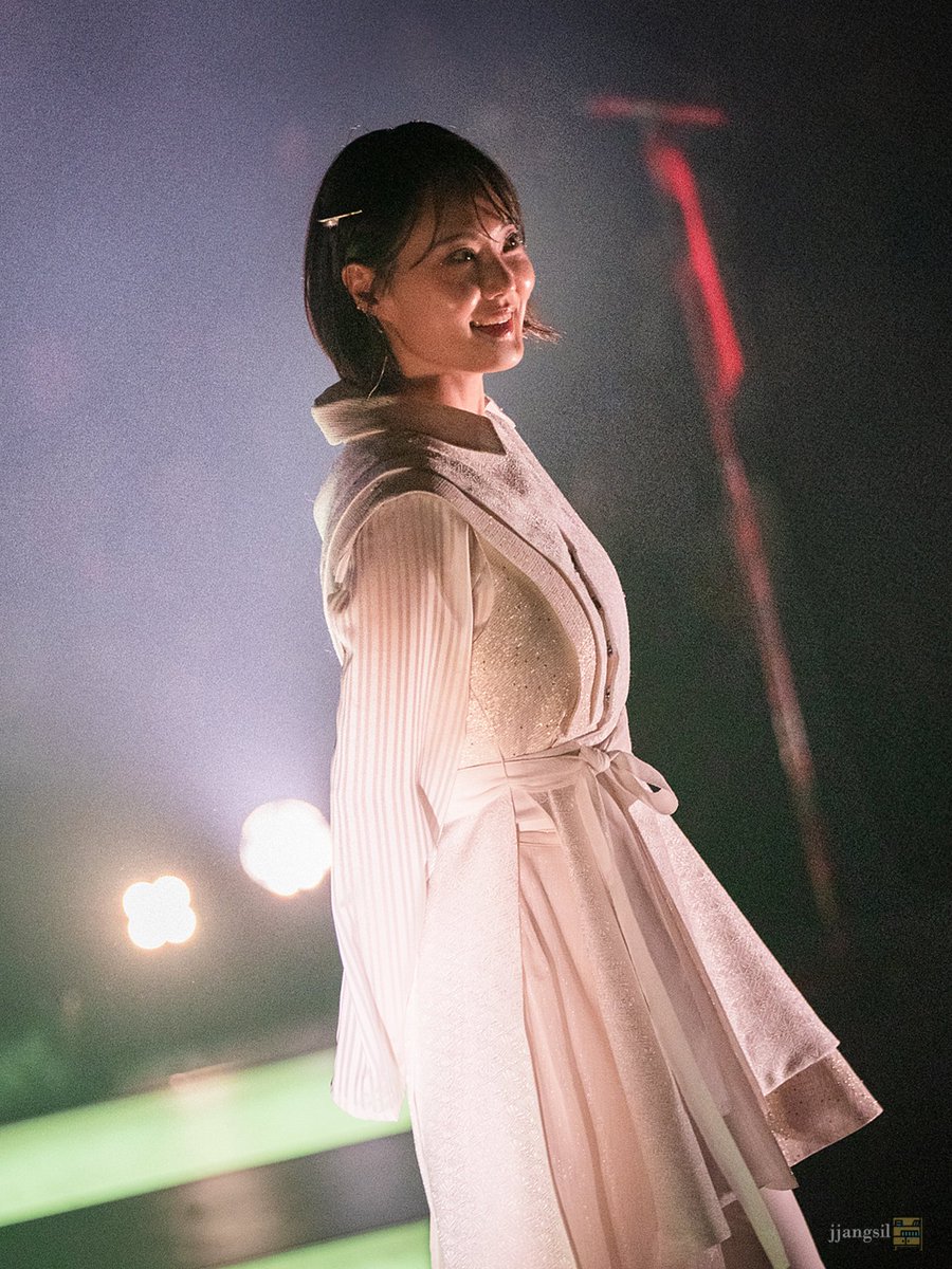 장식장 tweet media