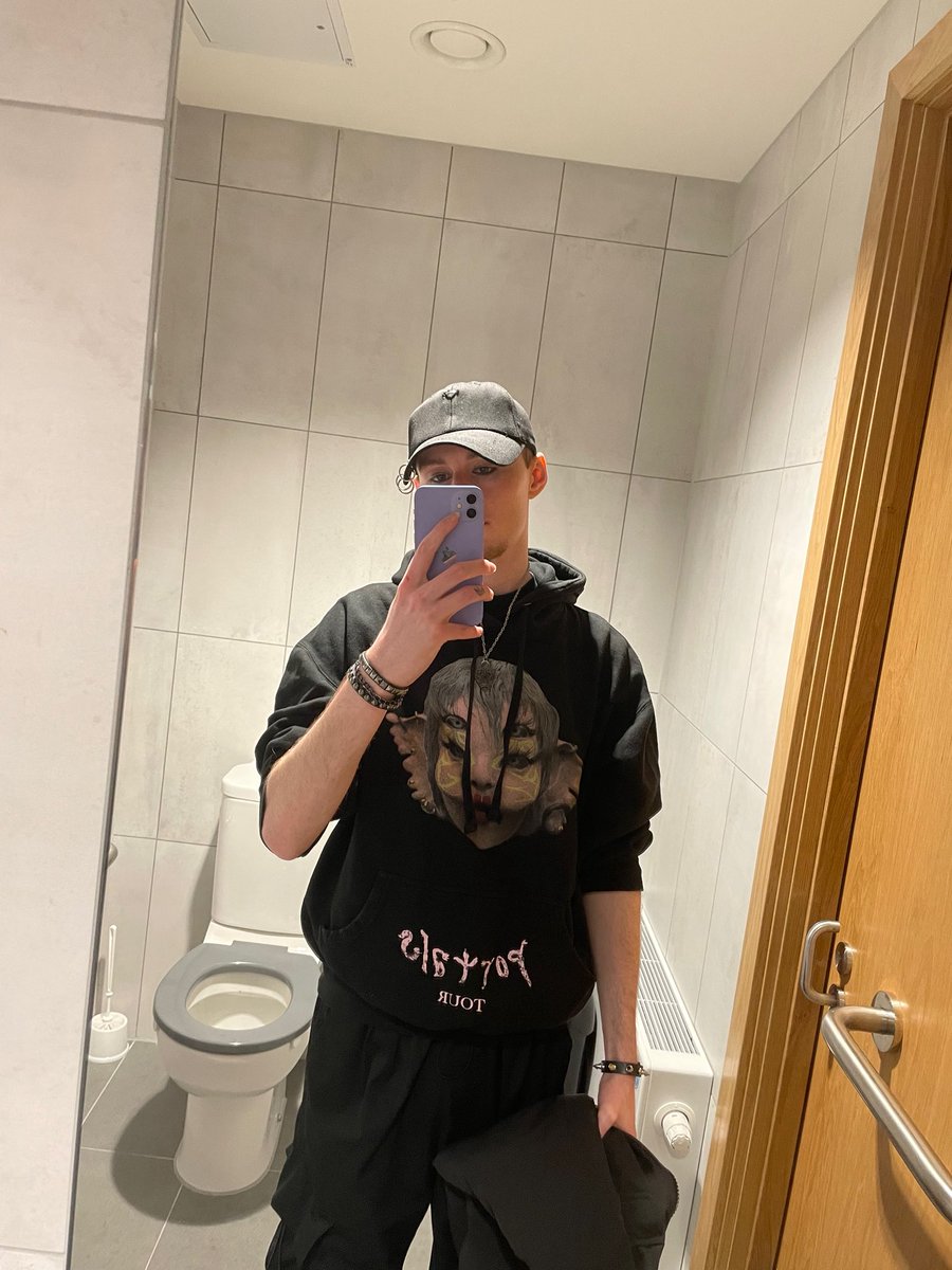 kaisontwtx's tweet photo. ☆★☆— looking for moots
 #promotwt #moothunt

🗣️ kai, 20, he/him, gay
🎮 marvel rivals, fortnite, overwatch + more!
💿 melanie martinez, sleep token (and i make my own music too :p)
☆ #gamingtwt #owtwt #rivalstwt https://t.co/SMTWd75vku