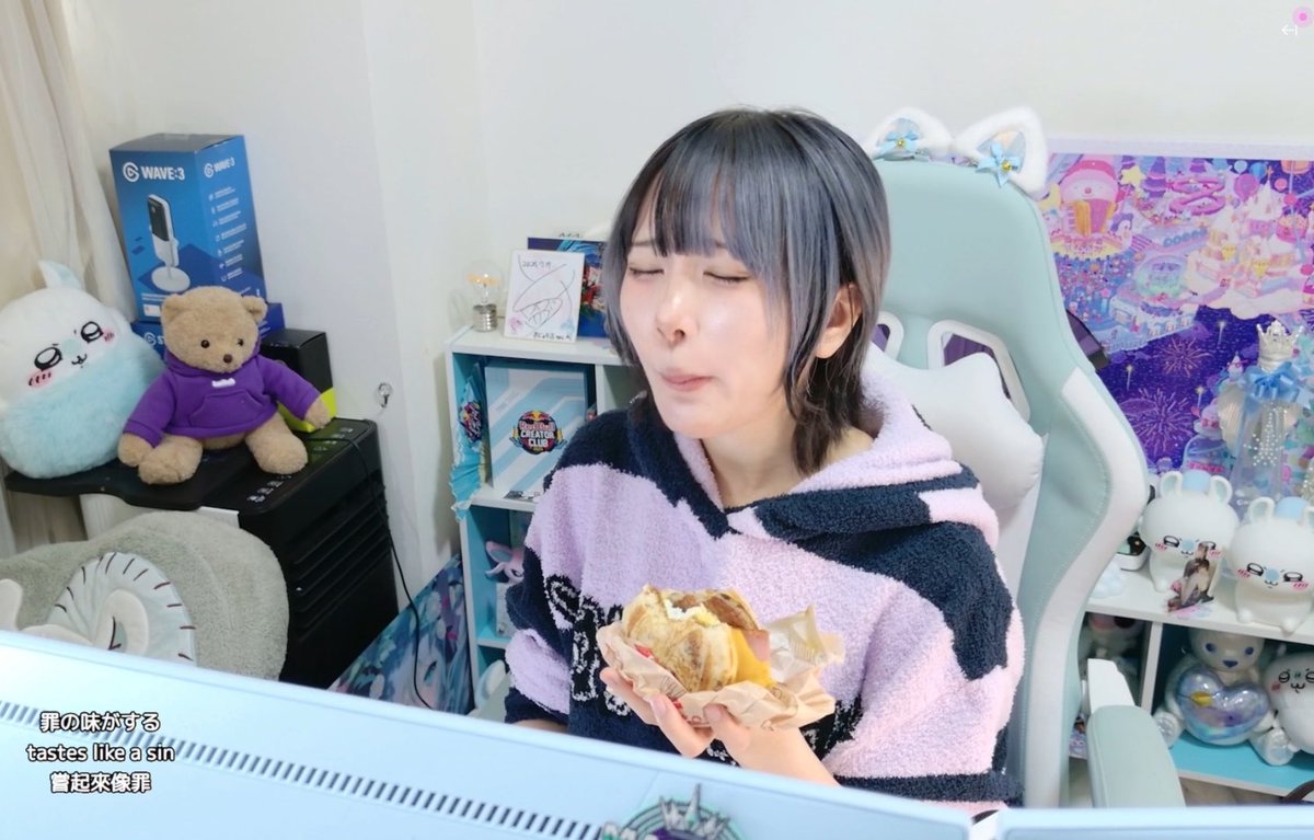 まにょちる/manyochill tweet media