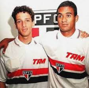 Opinião Celeste tweet media