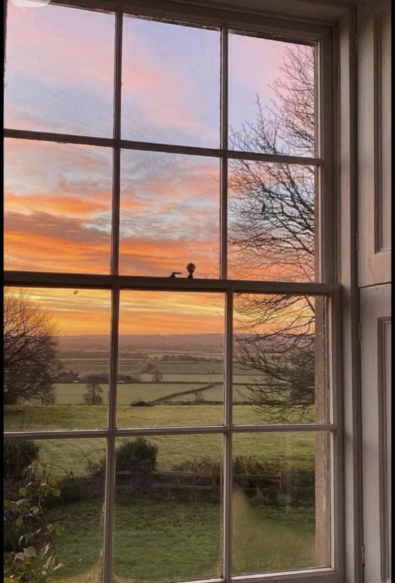 DandonDK's tweet photo. Never did sun more beautifully steep
In his first splendour, valley, rock, or hill;
Ne'er saw I, never felt, a calm so deep!
The river glideth at his own sweet will:
Dear God! the very houses seem asleep;
And all that mighty heart is lying still! https://t.co/eCB24fKpRf