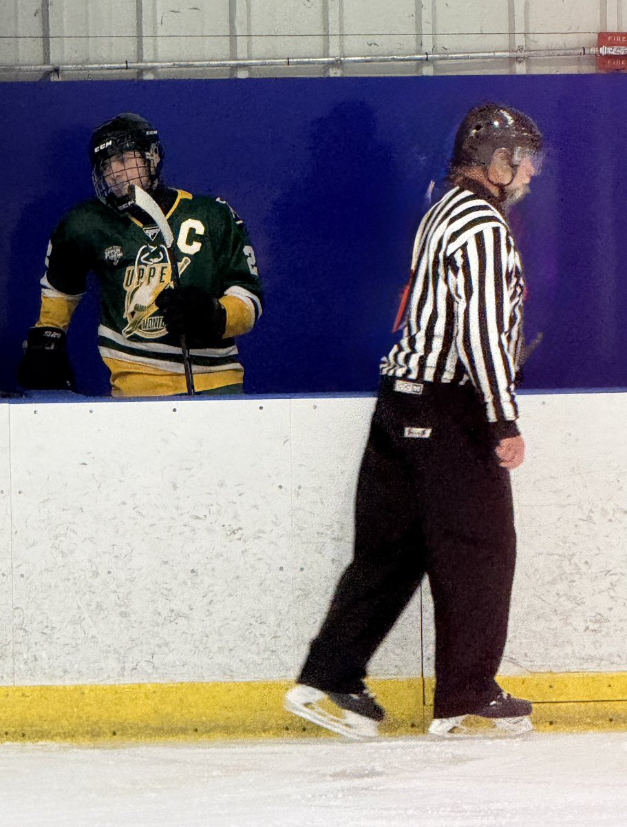 RebelCapsGal's tweet photo. @tom_wilso so my kid is playing spring hockey(no checking)at Rockville Ice in MD. my kid and other kid pushing each other around;that player gets a penalty and my kid does the “Tom Wilson buh bye wave” &amp; gets nailed for a 2 min game misconduct 😂🏒💕 https://t.co/FZqXIr4yD9