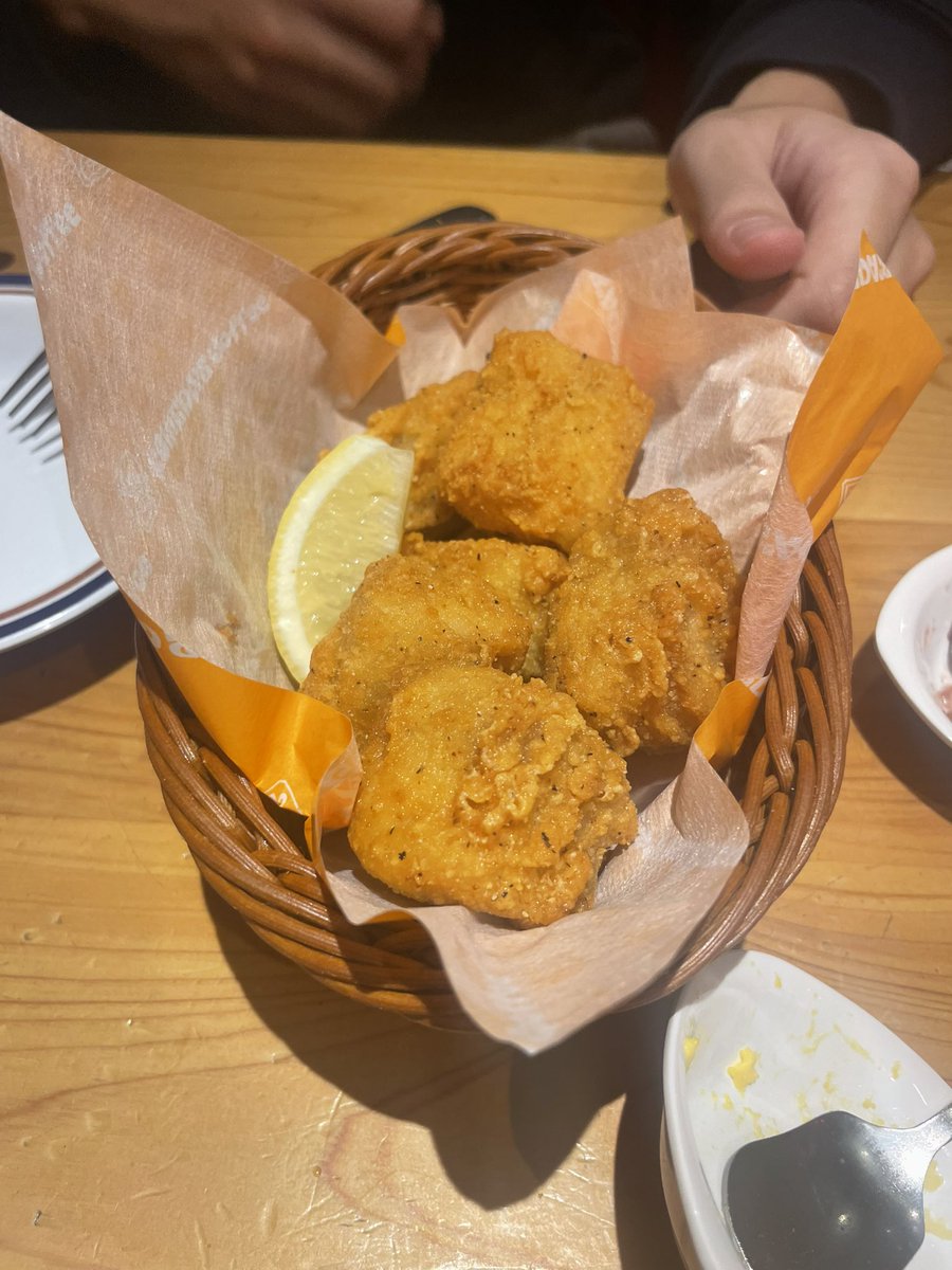 あかしょー tweet media