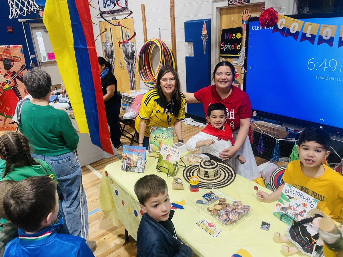 Fischer Elementary School tweet media