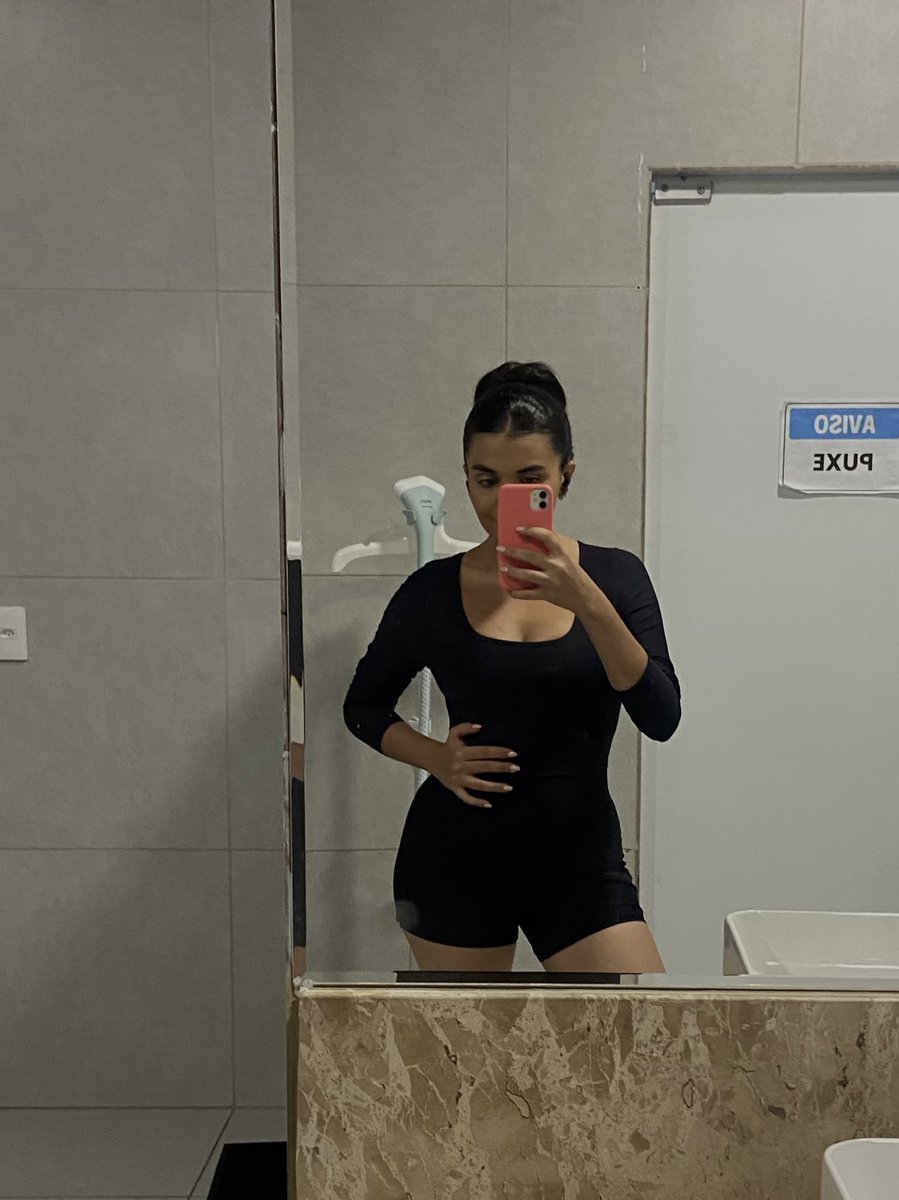 Aléxia Maria tweet media