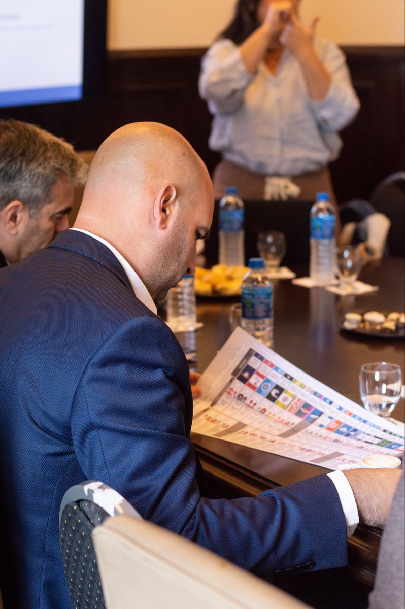 Matías de Urraza tweet media