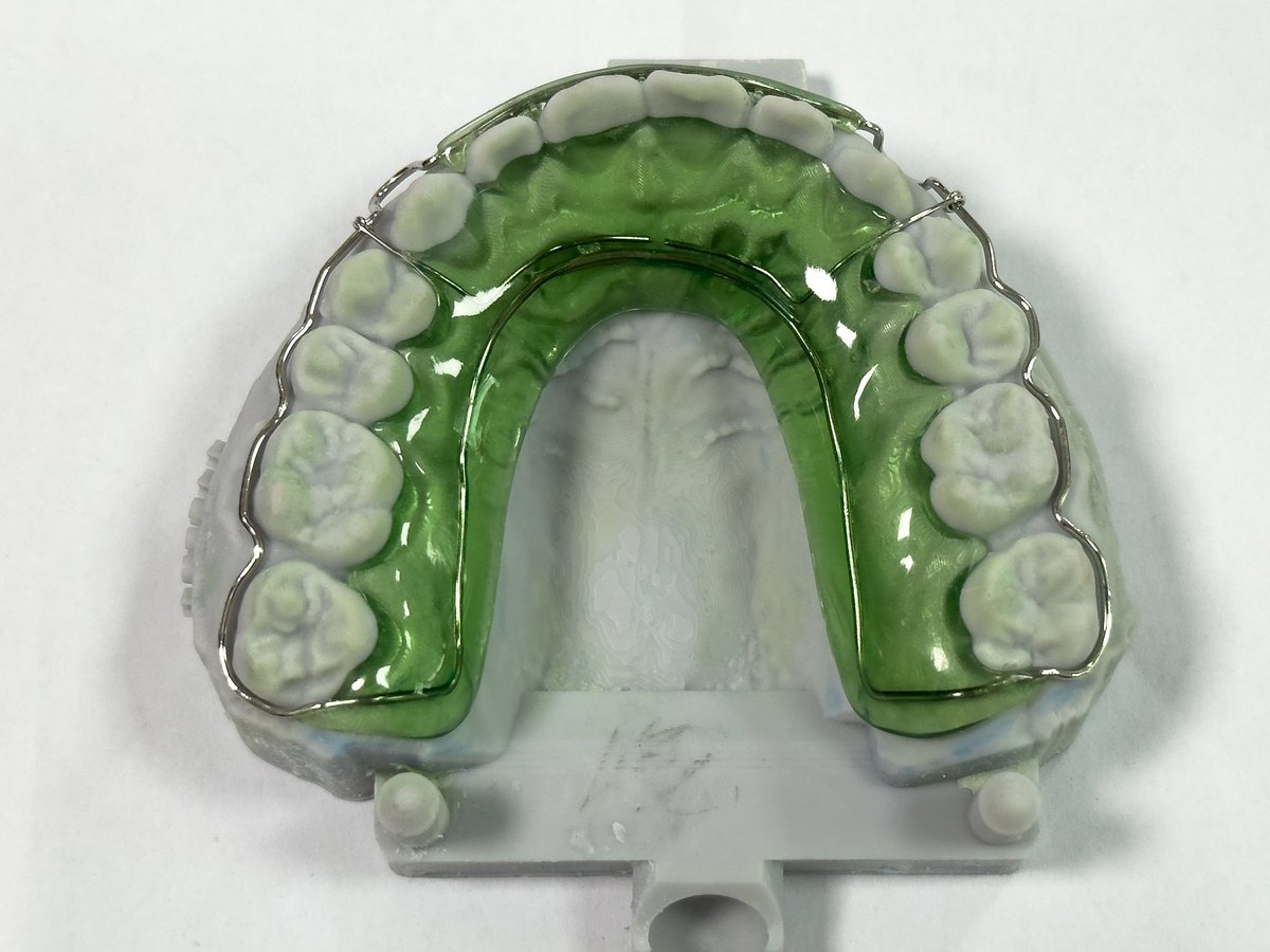 CosmosDentalCN's tweet image. Light green Hawley retainer

#CosmosDentalTechnology, #DentalLab, #Retainer, #HawleyRetainer
