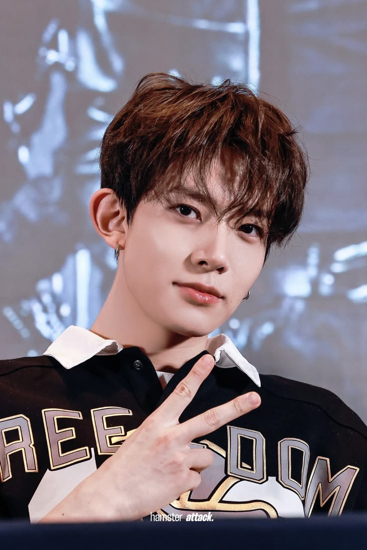 𝓢un ♡ 𝙀𝙉𝙃𝙔𝙋𝙀𝙉 𝙄𝙎 𝙎𝙀𝙑𝙀𝙉 tweet media