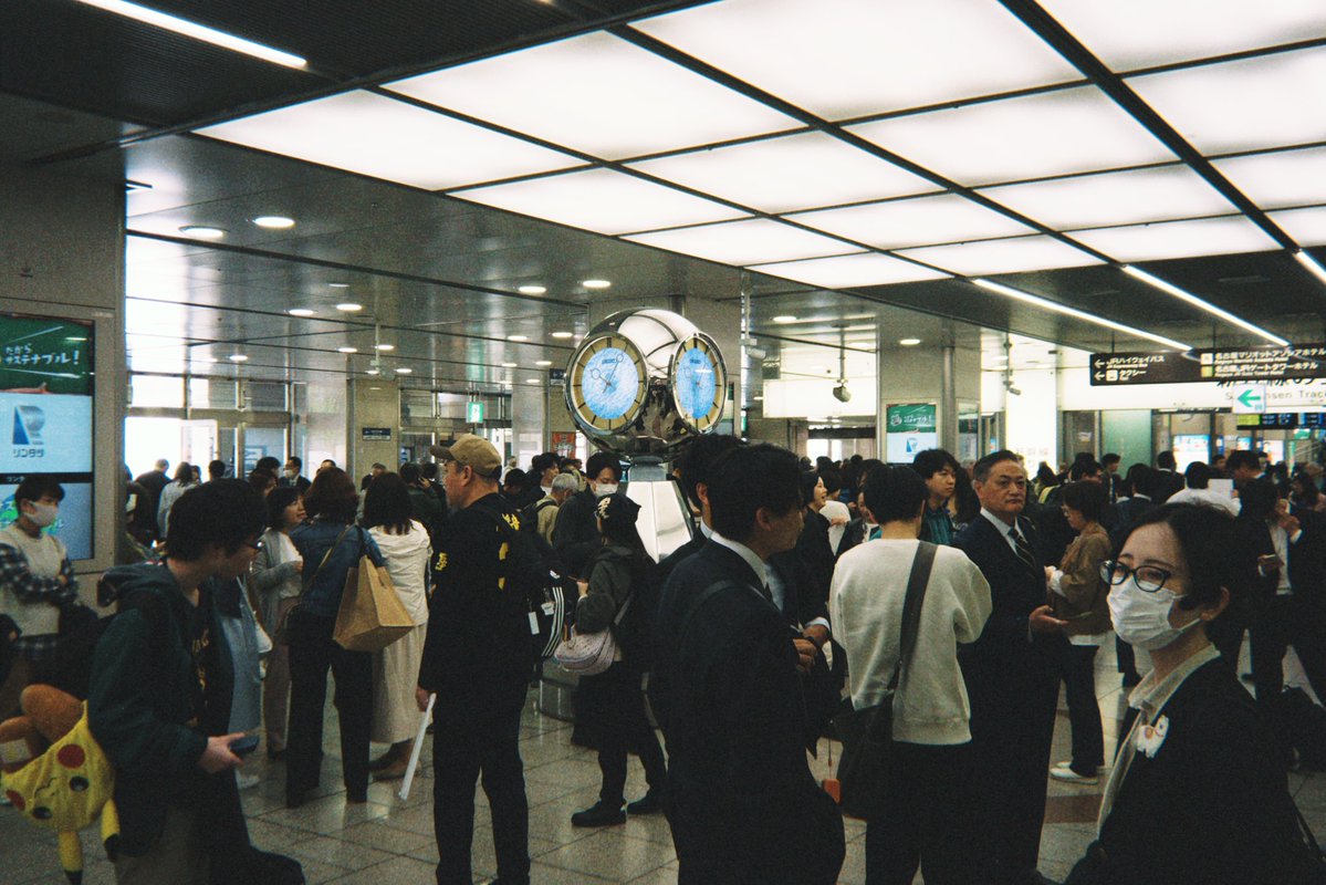 みらロー tweet media