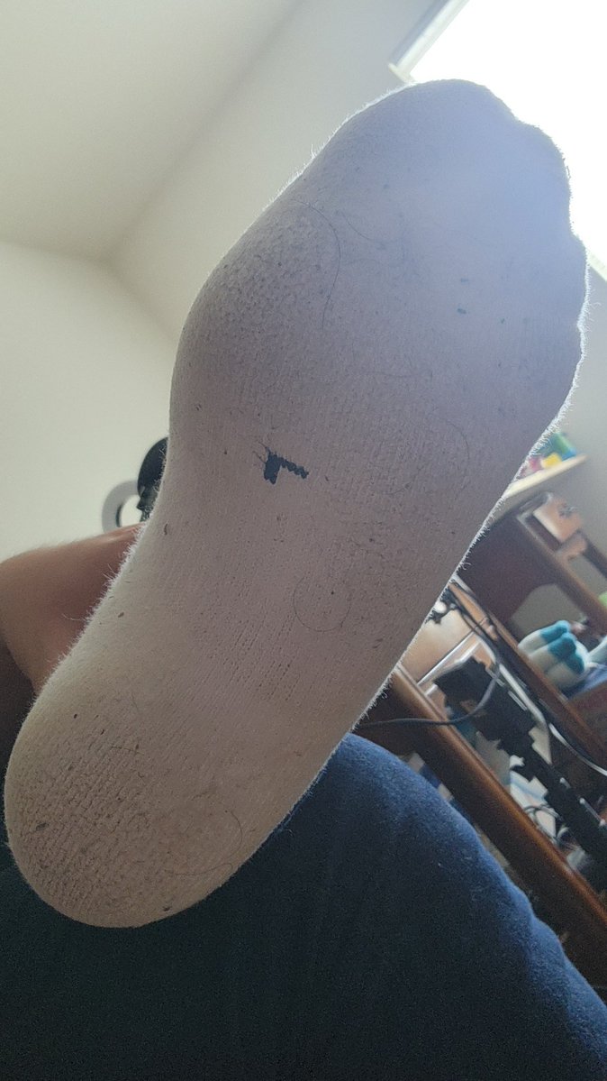 Mysti (customs open!!!) tweet media