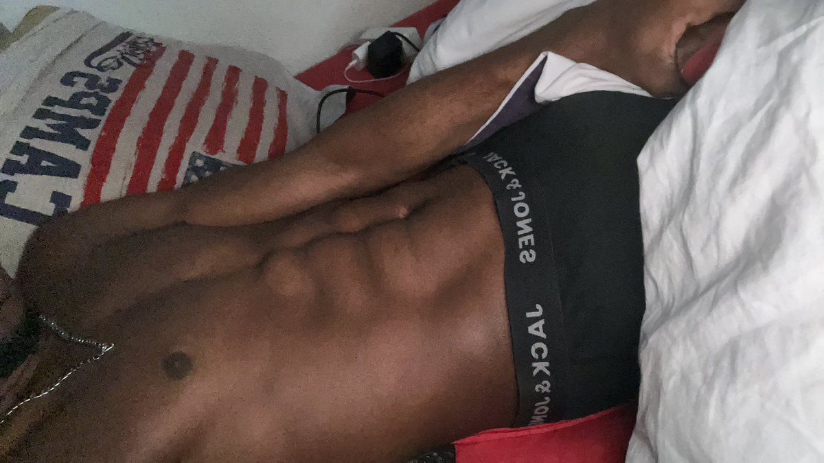 Lorenzo Novax tweet media