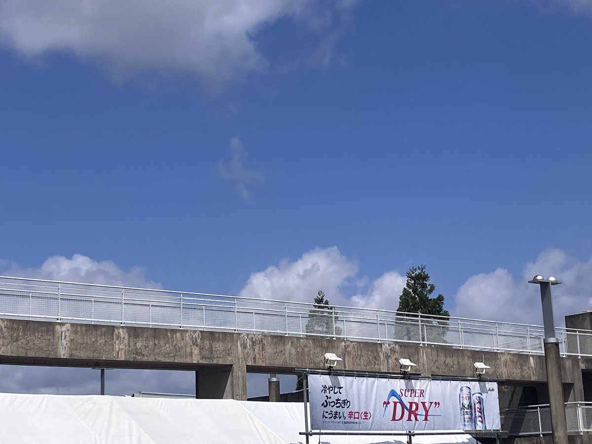 キンキンタンブラー販売が10:40から販売開始になるそうです！
並んでも買えない可能性がありますとアナウンスもされてます😰

#FYOPplus
#bz
#livegym2026