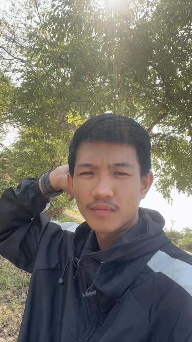 Valentino. tweet media