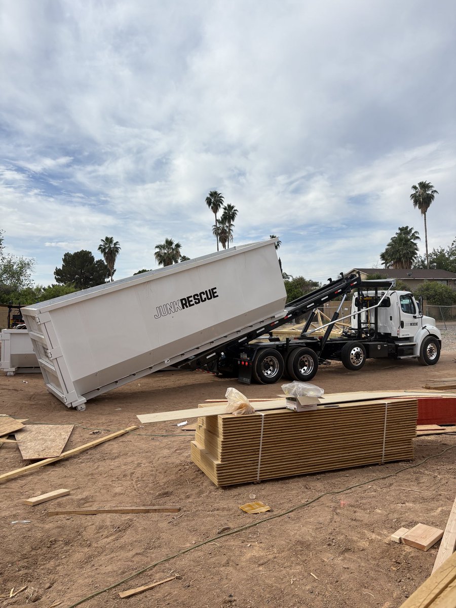 junkrescueaz's tweet photo. Junk Rescue 40 Yard General Construction https://t.co/kPRTeAoiYa