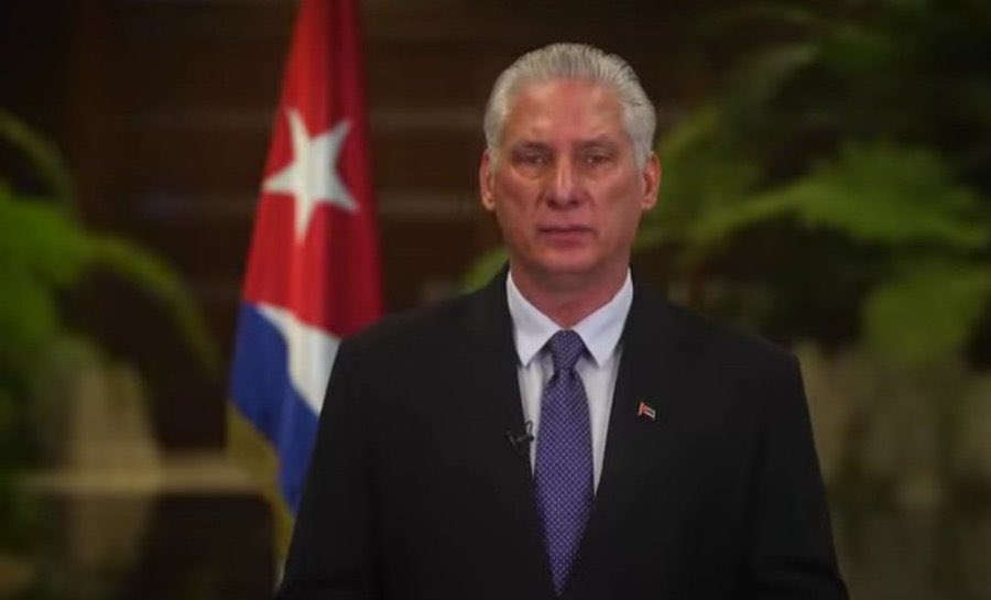 Cuando se habla con verdad, se defiende a toda una nación.
Cuba no baja la cabeza.

👉 Comparte y hazlo visible

#YoSigoAquí 
#YoSigoAMiPresidente
#DeZurdaTeam