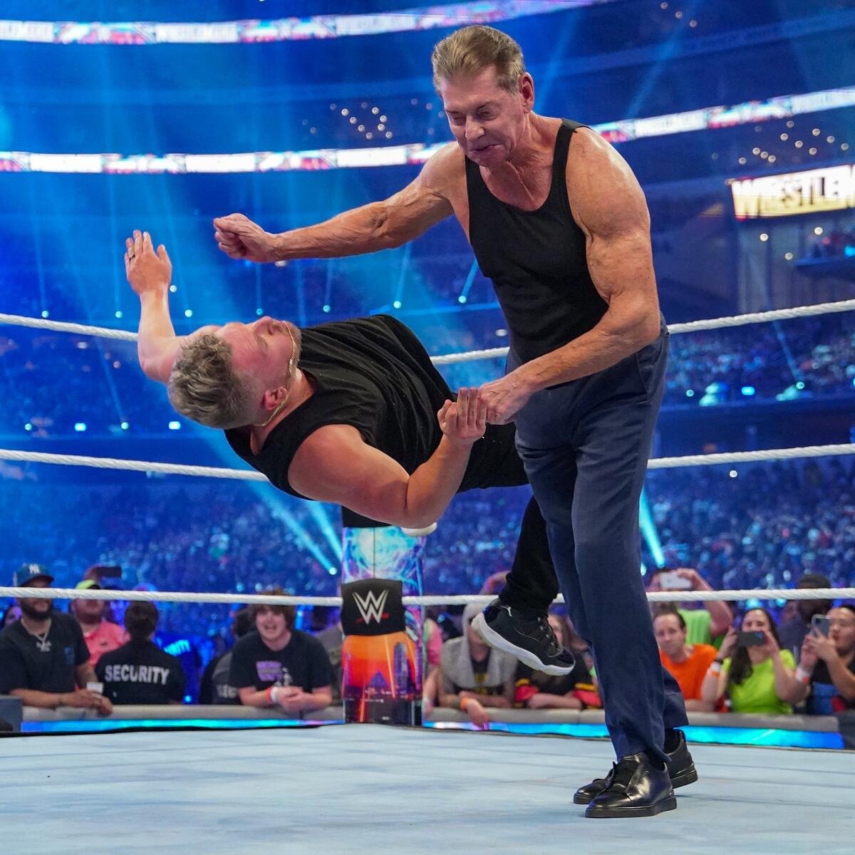 LuigiWrestling tweet media