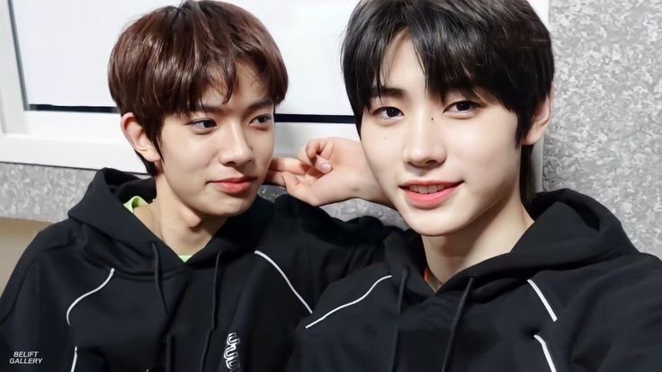 V | enhypen is seven 🇦🇷 tweet media