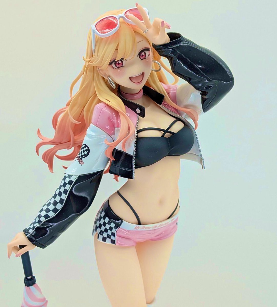 milkynoe's tweet photo. THEY MADE THE MARIN RACER FIGURE INTO AN OFFICIAL ART PIECE AND IT'S PERFECT ✨ https://t.co/7kRb32tLV4