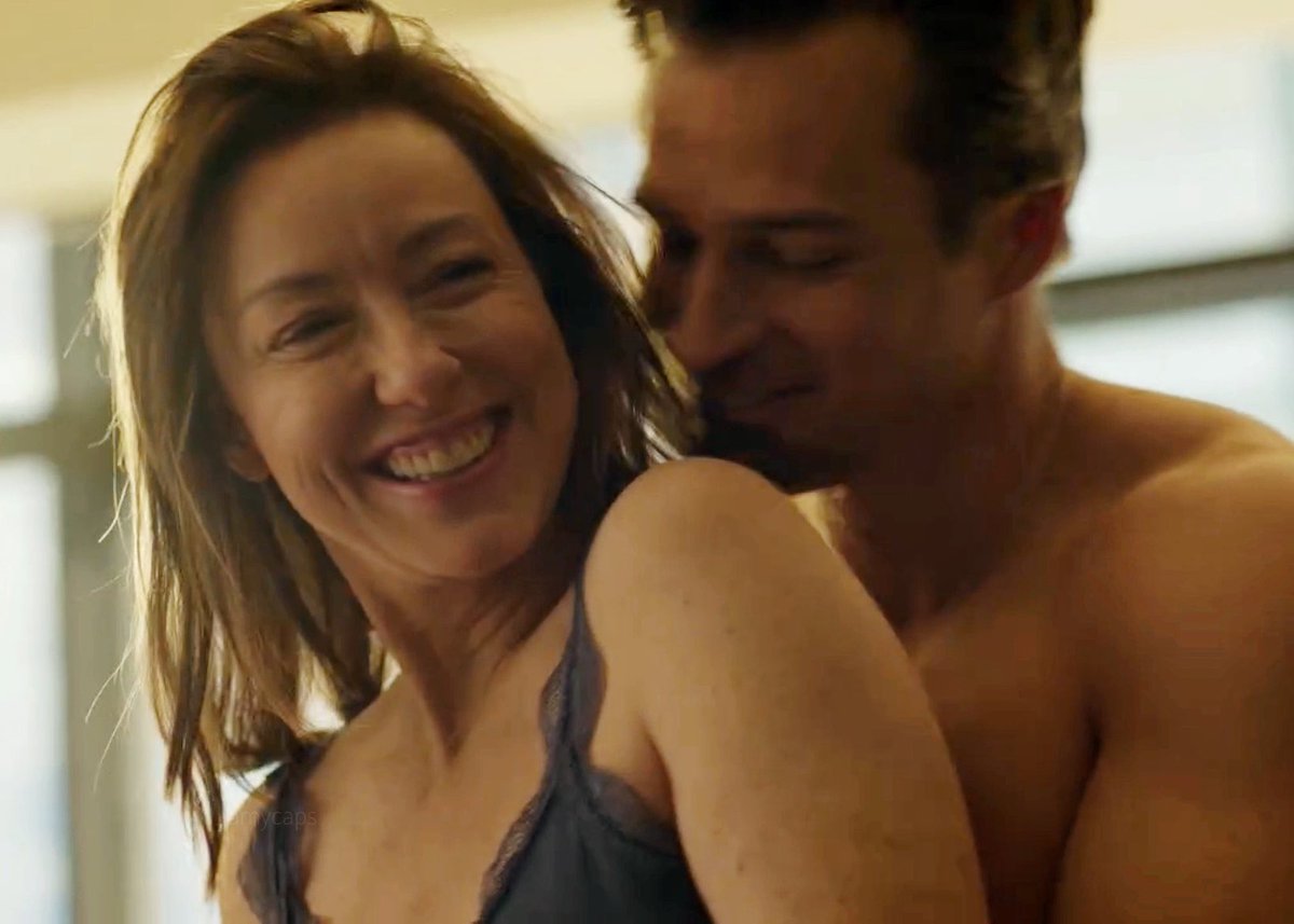 amy larsen caps tweet media