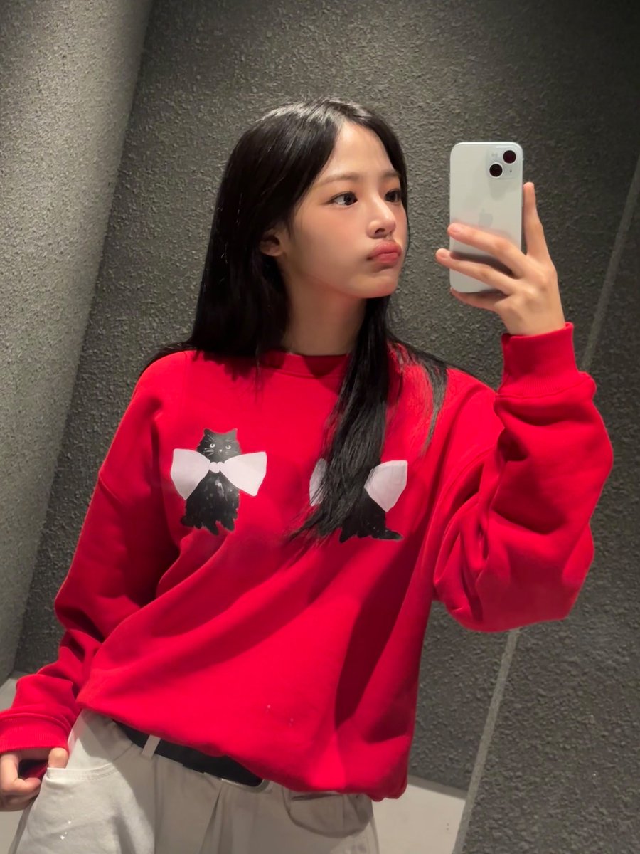 n년전 오늘의 민지 tweet media