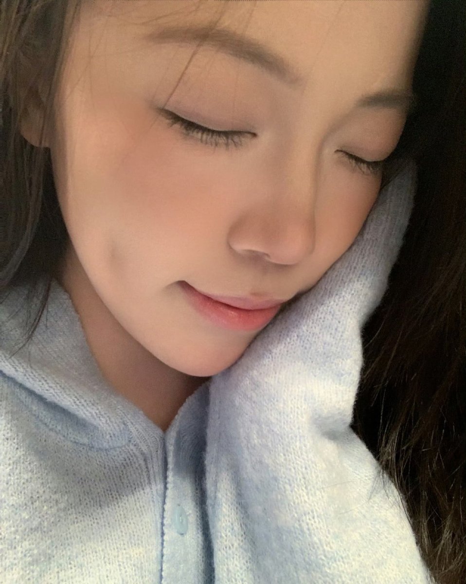 没有男人活不了 tweet media