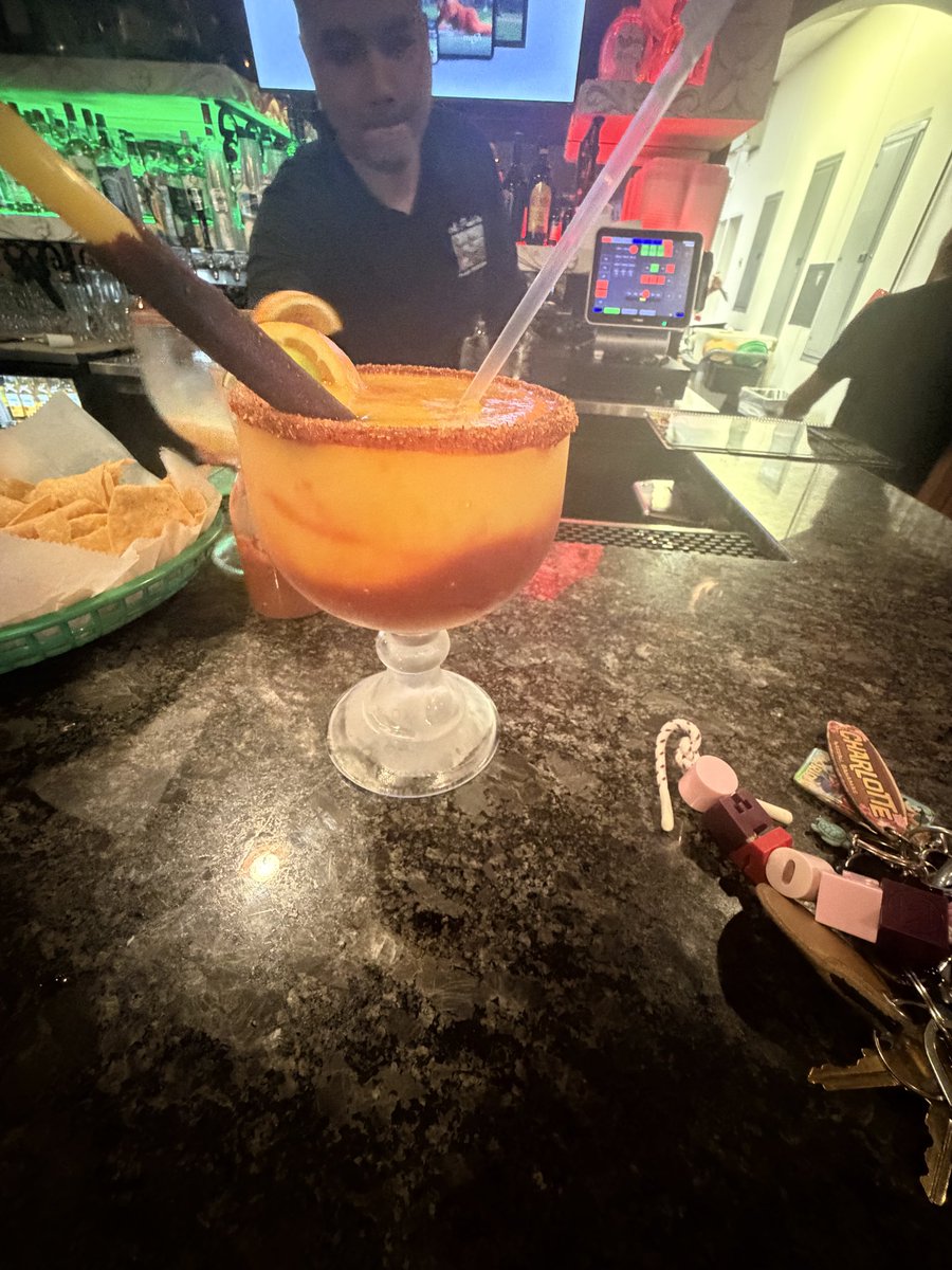 Live~Love~Life tweet media