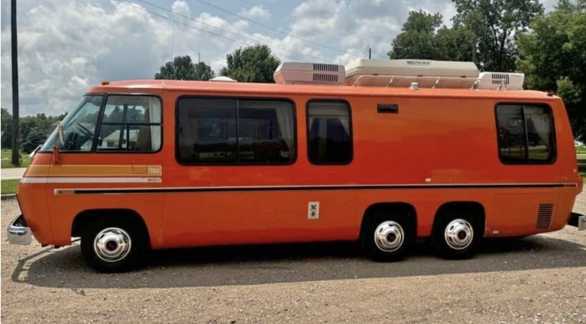 oldhouseunder50's tweet image. 1974 #PaintedDesert #GMC #MotorHome For Sale By Owner. In the same family for 40 years. $25K. oldhousesunder50k.com/1974-painted-d…