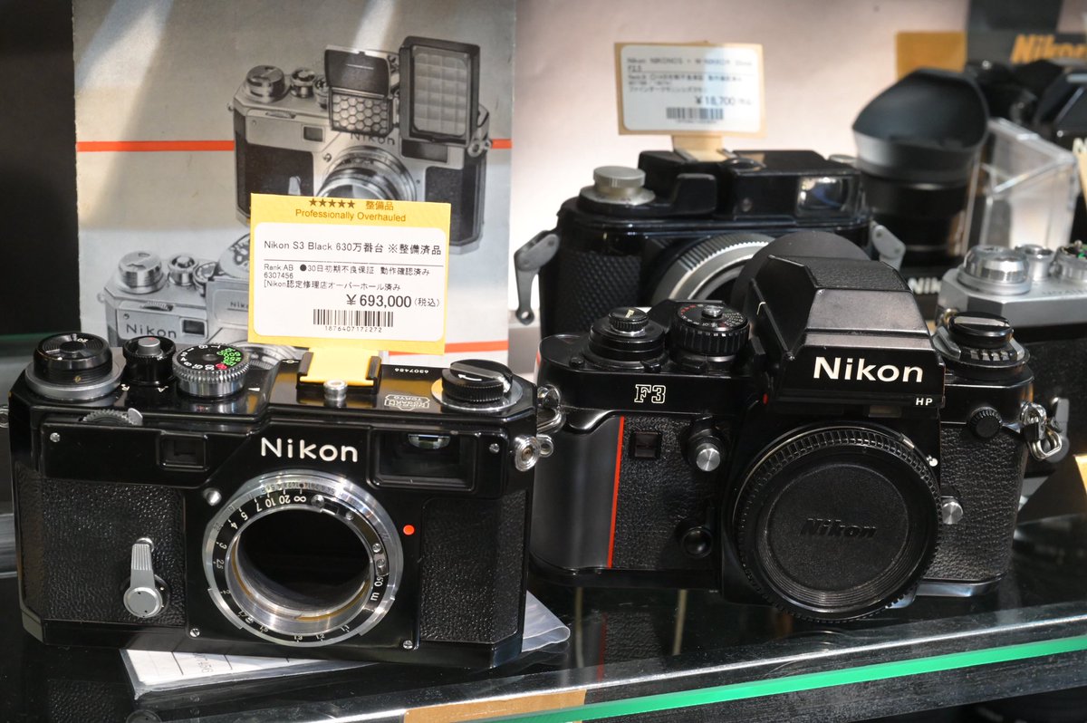 tokyocamera1st's tweet image. おはようございます。東京CAMERAオープンしました！

本日は気温も上がり気持ちいい空が見えてますね！
新たなカメラやレンズを手に入れてみてはどうでしょうか？お手伝いさせていただきます！

本日も19:00まで営業いたします！