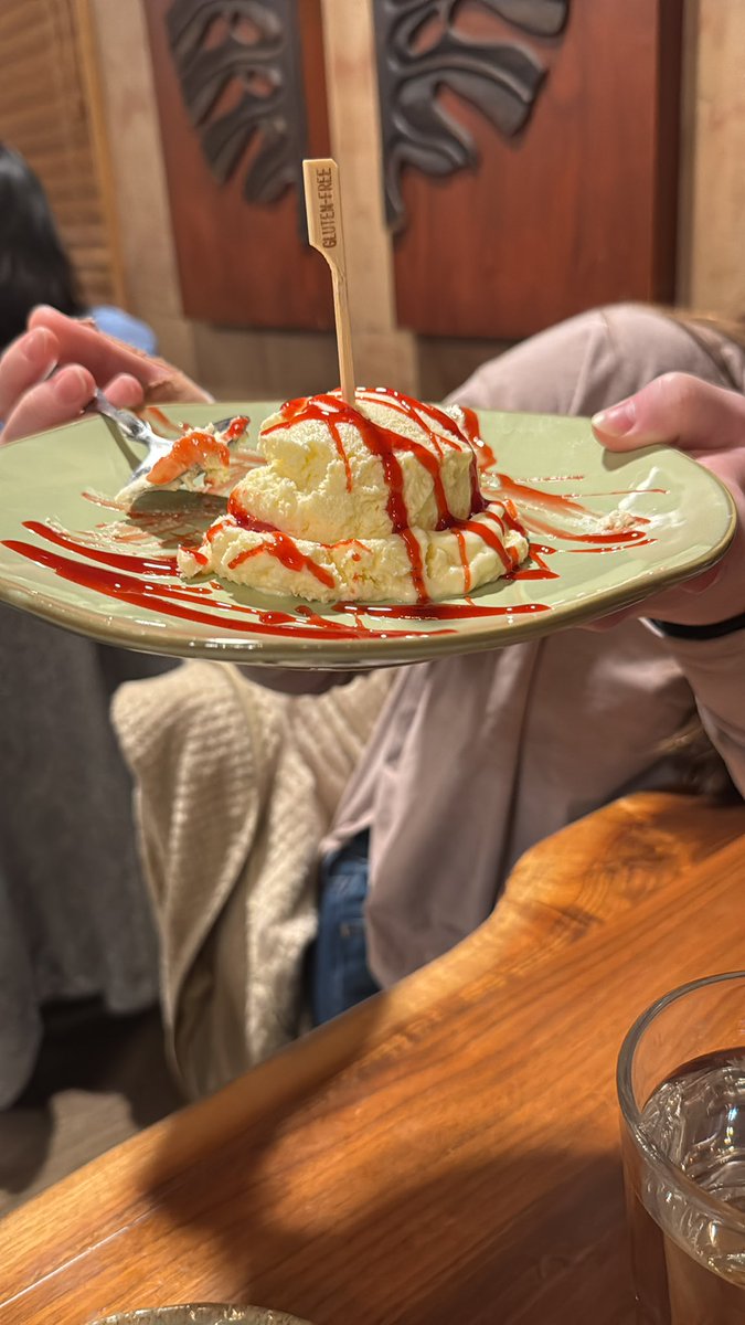 Sean Flaherty/SeanTheGoober tweet media