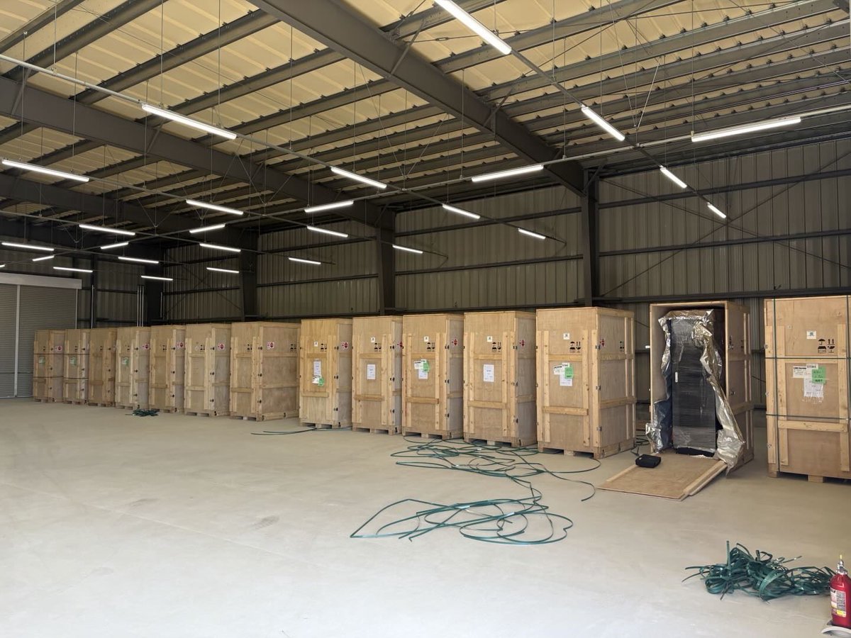 Katadatomoki tweet media