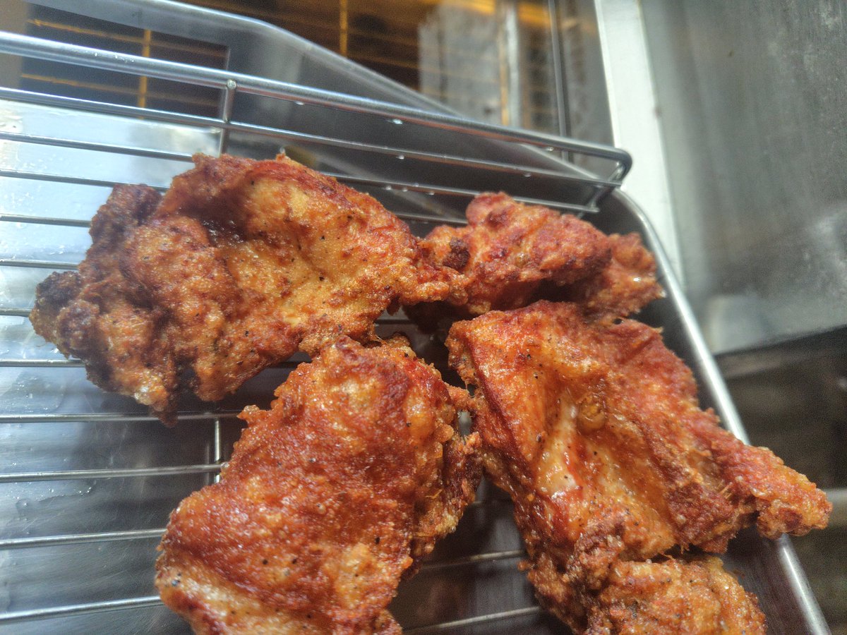 文蔵セントラルキッチン。 金子孝士 tweet media