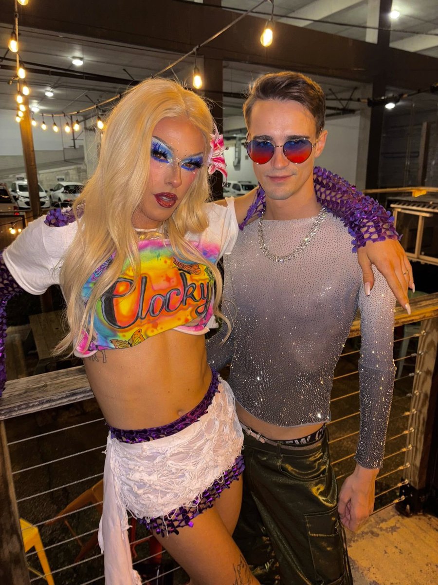 vera vanderwoude st. clair tweet media