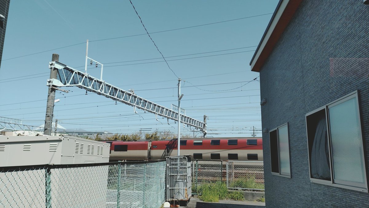 ハマケン tweet media