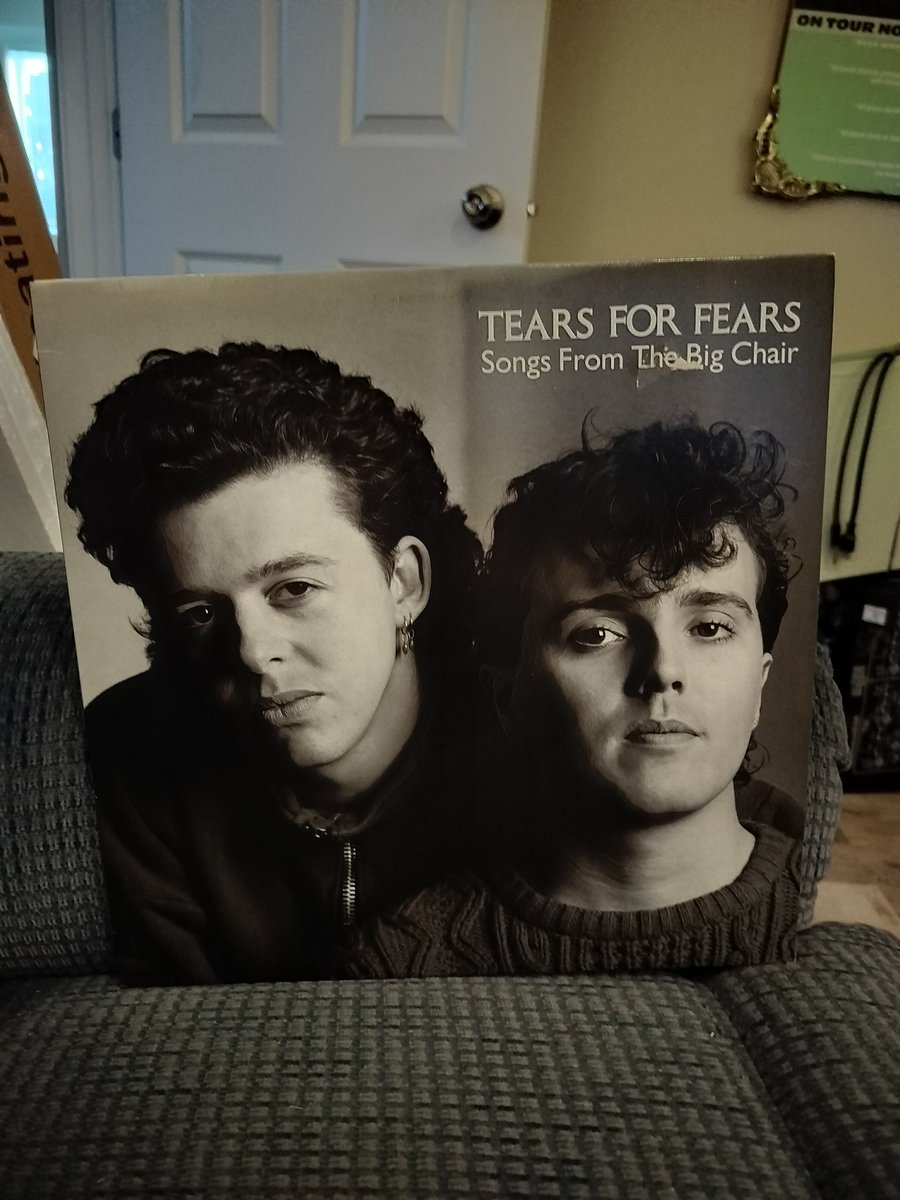 djpbe's tweet image. Tears For Fears - Songs From The Big Chair

5 of the 10 songs on this album were released as singles.

#80s #80smusic #shout #everybodywantstoruletheworld #headoverheels