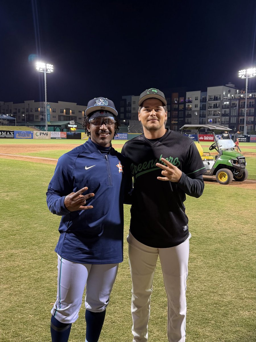 KINGERSTINGER tweet media