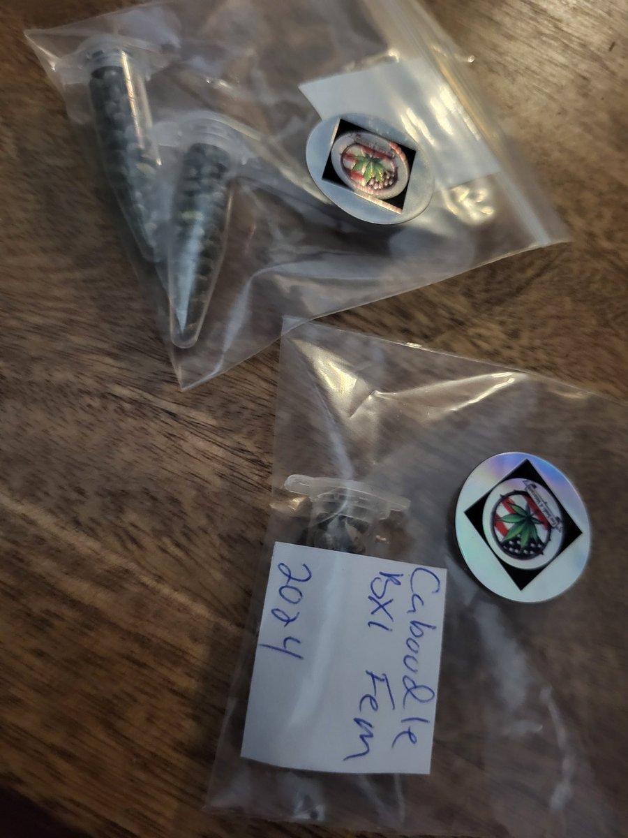 Veterans , if you served , <a href="/Ericcannavet/">Pinky</a>  wants to help you get your grow going , not just cannabis,  vegetables,  anything,  he wants you to get the dirt therapy . It works 💪 🌞👨‍🌾🌱
   Thank you, brother.