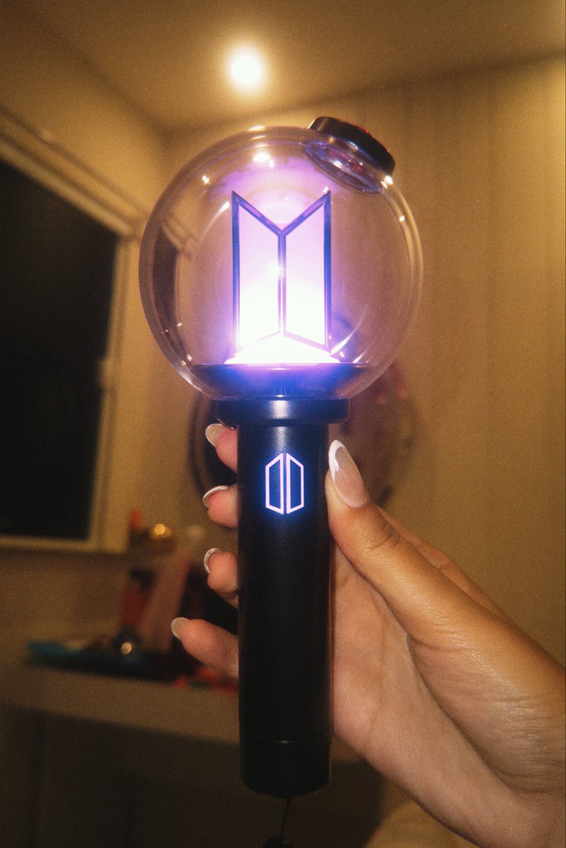 sasa ★ VAI VER O BTS tweet media