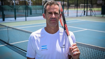 Santiago tweet media