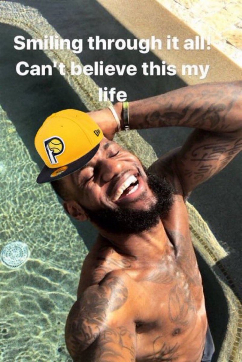 HaliMuse tweet media