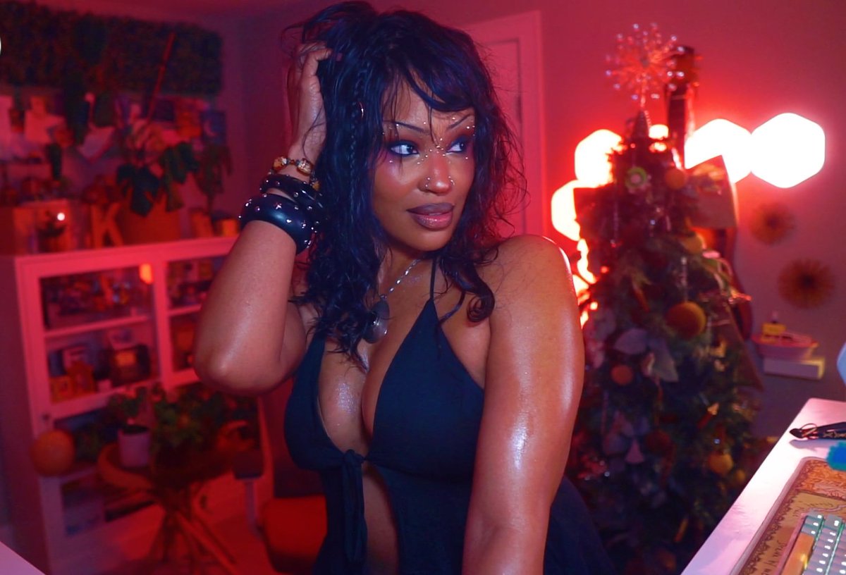 Kiwi 🥝✨ tweet media