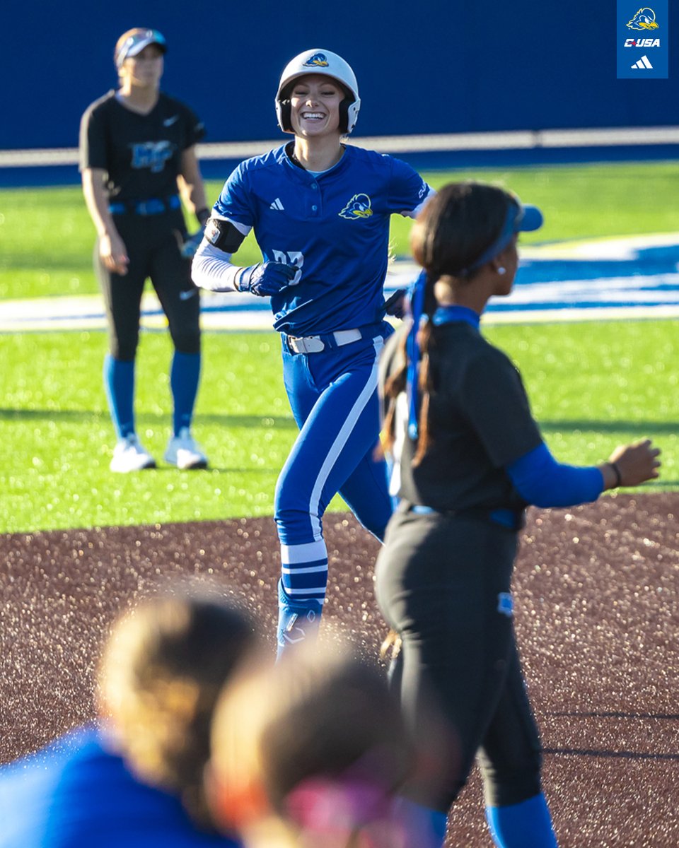 Delaware Softball tweet media
