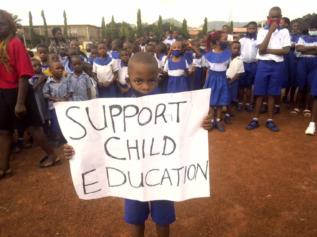 HelpersSocial's tweet image. 📚✨ Help children go back to School ✨📚
Many children are out of school, and they lack basic school supplies that others take for granted. Helpers Social Development.
Every contribution counts: globalgiving.org/dy/v2/checkout…
#EducationForAll #BackToSchool #HelpChildren