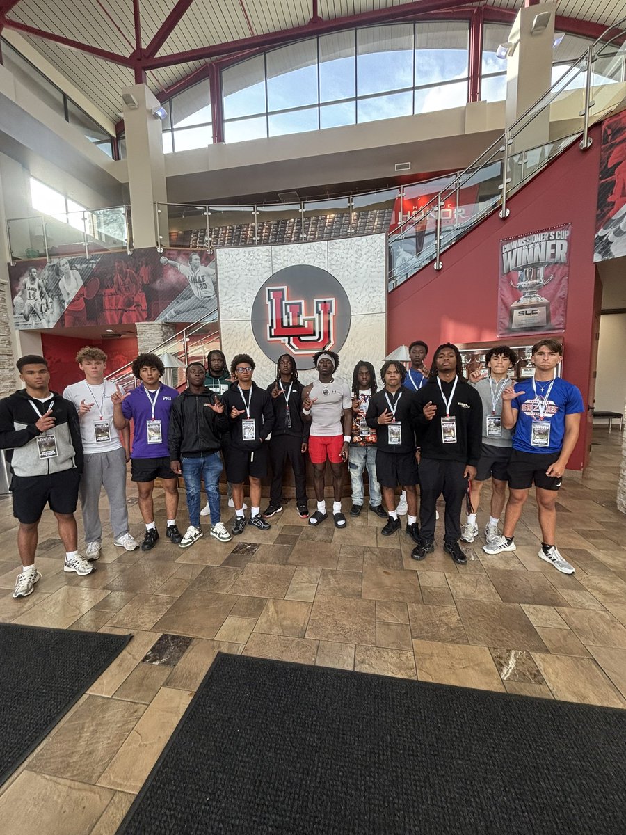 Nightrydas tweet media