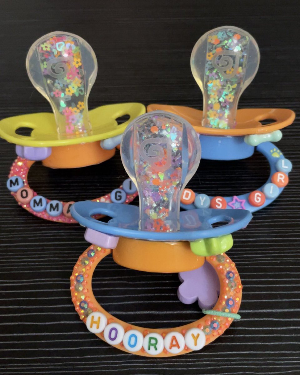 PinkSheepPacis tweet media