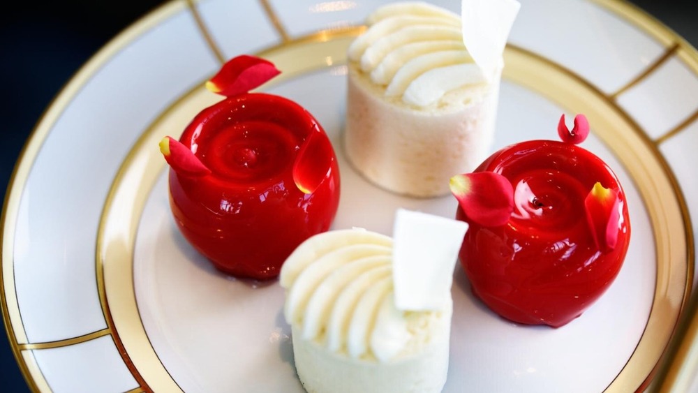 Fashion Press tweet media