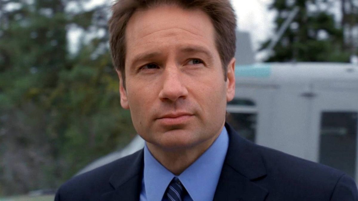 screenrant's tweet image. David Duchovny admitted that he's spoken to #RyanCoogler and has a "general sense" of what the #XFiles reboot will be about, but he hasn't read the script yet. Discussions have started about possibly appearing on the show, but "there's nothing concrete at this point." 🤔

Source: